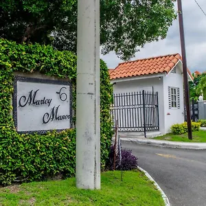 Apartment Finest Apt # 421 Bloc # 4 Marley Manor 6 Marley Rd Kgn 6, Kingston